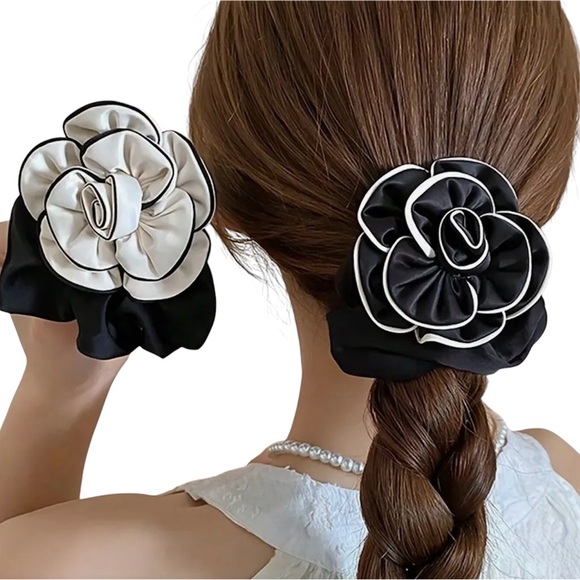 Camellia Hair Scrunchie - Picture 4 of 4